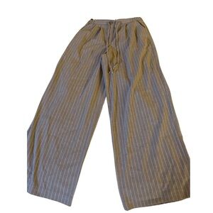 Woman’s Gray Striped Pants petite for shorter queens